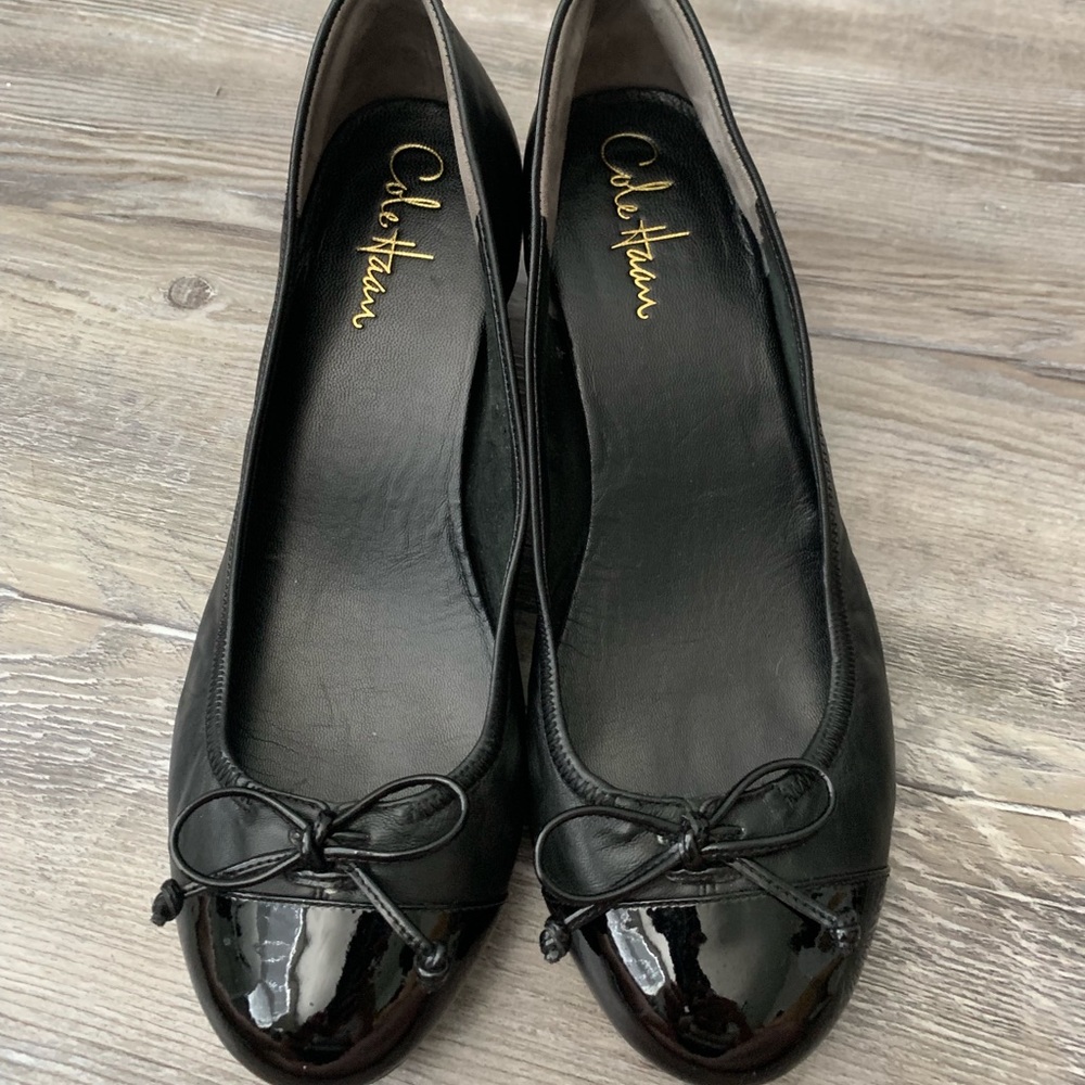 Wedges in Black Cole Haan w/ Nike Air - Picture 2 of 6